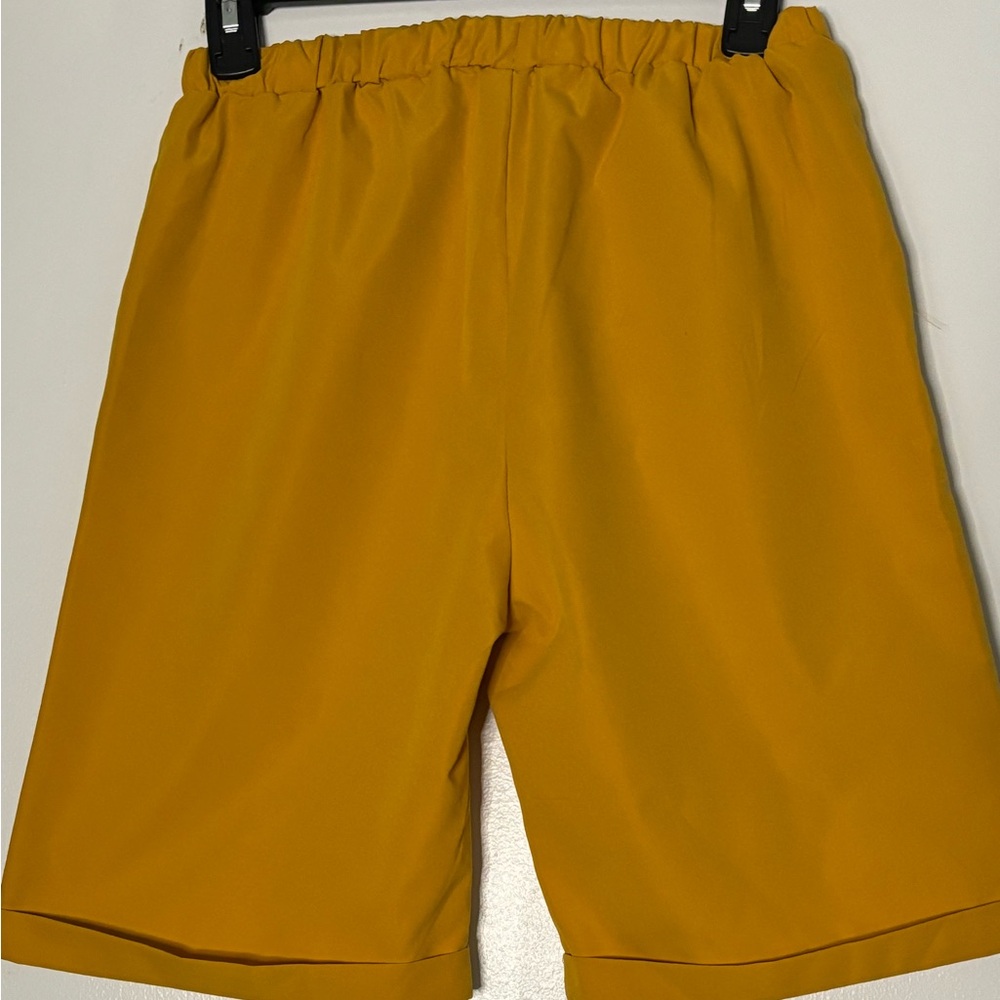 Kids shorts size 13-14 youth